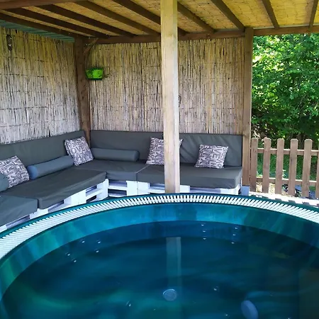 El Corquieu De La Cava 컨트리하우스 *