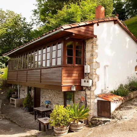 El Corquieu De La Cava * San Feliz (Pilona, Asturias)